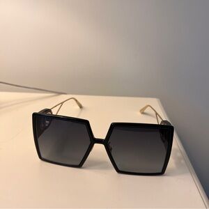 CHRISTIAN DIOR - SUNGLASSES 30Montaigne SU